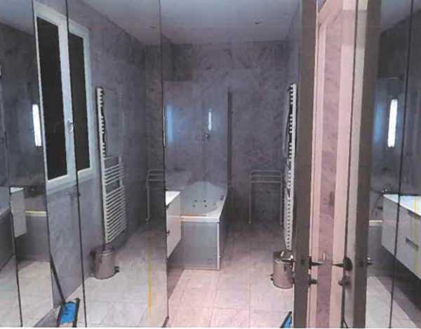 </a>