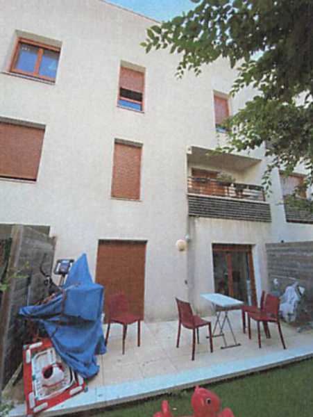 </a>