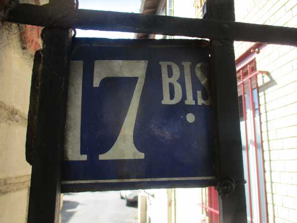 </a>