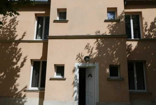 </a>